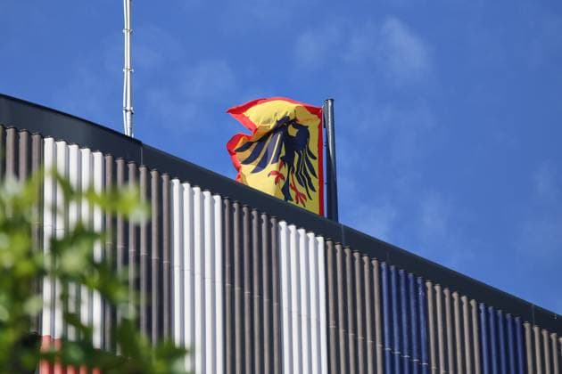 Berlin, Deutschland, 10.07.2026: Spreebogen: Bundespräsident Frank-Walter Steinmeier nimmt Amtsgeschäfte am Spreebogen auf: Standarte des Bundespräsidenten wird am Amtssitz am Spreebogen neu gesetzt *** Berlin, Germany, July 10, 2026, Spreebogen: Federal President Frank Walter Steinmeier begins his official duties at the Spreebogen; the Federal President’s standard is raised anew at the official residence on the Spreebogen Copyright: xdtsxNachrichtenagenturx dts_127001