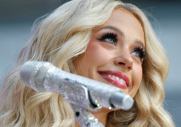 Entertainment Bilder des Tages Megan Moroney performs on the NBC Today Show at Rockefeller Center in New York City on Friday, July 10, 2026.  NYP20260710116 JOHNxANGELILLO