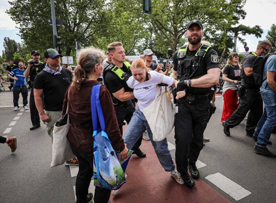 July 10, 2026, Berlin, Berlin, Germany: BERLIN, GERMANY - JULY 10, 2026: Police officers forcibly remove and detain pro-Palestinian activists during a protest outside a Rheinmetall facility in BerlinÃ¢â‚¬â ¢s Wedding district. Demonstrators were protesting German arms production, weapons exports and military support for Israel. Berlin Germany  - ZUMAa268 20260710_zip_a268_014 Copyright: xAbdelrahmanxAlkahloutx