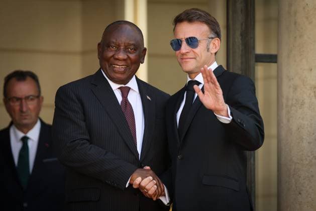 THE PRESIDENT OF THE REPUBLIC OF SOUTH AFRICA AT THE ÉLYSÉE Thomas Padilla MAXPPP Paris FRANCE July 10, 2026 THE PRESIDENT OF THE REPUBLIC, EMMANUEL MACRON WELCOMES THE PRESIDENT OF THE REPUBLIC OF SOUTH AFRICA, CYRIL RAMAPHOSA, AT THE ÉLYSÉE PALACE French President Emmanuel Macron receives his South African counterpart Cyril Ramaphosa at the Élysée Palace in Paris on July 10, 2026 Paris, FRANCE  Copyright: xMAXPPPxThomasxPadillax TPA260710020 TPA260710020