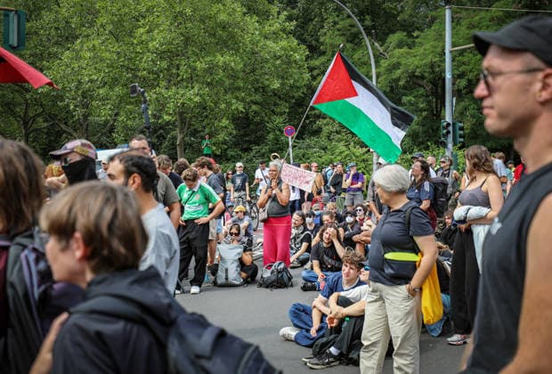 July 10, 2026, Berlin, Berlin, Germany: BERLIN, GERMANY - JULY 10, 2026: Pro-Palestinian and anti-war activists demonstrate outside a Rheinmetall facility in BerlinÃ¢â‚¬â ¢s Wedding district, protesting the German arms manufacturerÃ¢â‚¬â ¢s weapons production, arms exports and military support for Israel. Berlin Germany - ZUMAa268 20260710_zip_a268_012 Copyright: xAbdelrahmanxAlkahloutx