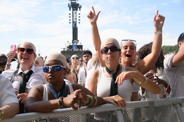 Bald Cap World Record Attempt at BST Hyde Park, London, UK - Fri 10 Jul 2026 Crowd members wear bald caps as part of a World Record Attempt for the largest gathering of people wearing bald caps (to look like American artist Pitbull) BST Hyde Park Festival in Hyde Park in London, England, UK on Friday 10 July 2026., Credit:Justin Ng Avalon UK, England, London, Hyde Park  Copyright: xJustinxNgx xAvalonx 1115748602