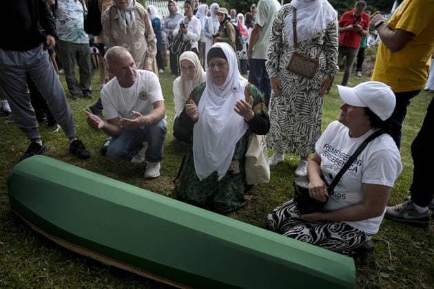 Coffins brought to Musalla in Potocari: The last farewell to the victims of the genocide in Srebrenica SREBRENICA, BOSNIA AND HERZEGOVINA - JULY 10: Family members of the victims and Peace March participants carry coffins containing the remains of ten Srebrenica genocide victims from the former Battery Factory to the Musalla area at the Potocari Memorial Center Cemetery in Srebrenica, Bosnia and Herzegovina, on July 10, 2026. Relatives and participants gathered with prayers and tears ahead of tomorrow s collective funeral and burial on the 31st anniversary of the 1995 genocide. Samir Jordamovic Anadolu Srebrenica Bosnia and Herzegovina. Editorial use only. Please get in touch for any other usage.  Copyright: x2026xAnadoluxSamirxJordamovicx