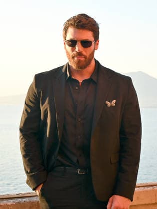 Can Yaman was a guest and awarded as Best International Social Actor at the 2026 Social Film Festival. Can Yaman at the Photocall of the 2026 Social Film Festival. Vico Equense Italy Copyright: xAntoninoxD’Espositox xSOPAxImagesx DSC_5973
