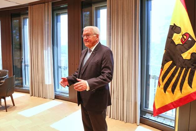 Berlin, Deutschland, 10.07.2026: Spreebogen: Bundespräsident Frank-Walter Steinmeier nimmt Amtsgeschäfte am Spreebogen auf: Erster Tag in seinem neuen Amtszimmer *** Berlin, Germany, July 10, 2026, Spreebogen: Federal President Frank Walter Steinmeier Begins Official Duties at the Spreebogen; First Day in His New Office Copyright: xdtsxNachrichtenagenturx dts_127018