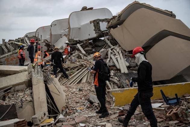 Aftermath of the earthquakes in Venezuela LA GUAIRA, VENEZUELA - JULY 10: Search and rescue operations continue at Caravellada and Cariba in La Guaira, Venezuela on July 10, 2026. Cem Tekkesinoglu Anadolu La Guaira World. Editorial use only. Please get in touch for any other usage.  Copyright: x2026xAnadoluxCemxTekkesinoglux