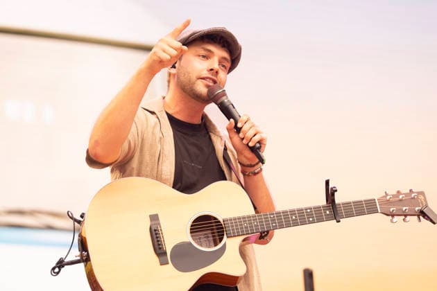 10.07.2026, Locarno, Piazza Grande, Moon and Stars, eifachBEN Locarno Piazza Grande Ticino Switzerland *** July 10, 2026, Locarno, Piazza Grande, Moon and Stars, eifachBEN Locarno Piazza Grande Ticino Switzerland Copyright: xJustPictures.ch AlexanderxRaemyx jp-de-AlRa-DSC04792