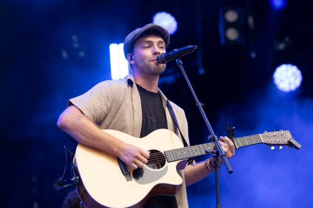 10.07.2026, Locarno, Piazza Grande, Moon and Stars, eifachBEN Locarno Piazza Grande Ticino Switzerland *** July 10, 2026, Locarno, Piazza Grande, Moon and Stars, eifachBEN Locarno Piazza Grande Ticino Switzerland Copyright: xJustPictures.ch AlexanderxRaemyx jp-de-AlRa-DSC04715