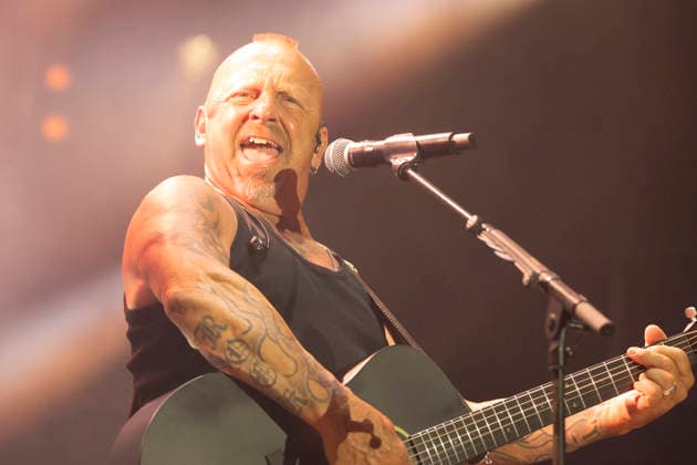 10.07.2026, Locarno, Piazza Grande, Moon and Stars, Gölä Locarno Piazza Grande Ticino Switzerland *** July 10, 2026, Locarno, Piazza Grande, Moon and Stars, Gölä Locarno Piazza Grande Ticino Switzerland Copyright: xJustPictures.ch AlexanderxRaemyx jp-de-AlRa-DSC05389