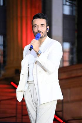 Giovanni Zarrella live beim Konzert Italienische Sommernacht - Part II beim Classic Open Air 2026 am Gendarmenmarkt. Berlin, 10.07.2026 *** Giovanni Zarrella live at the Italian Summer Night Part II concert at the Classic Open Air 2026 at Gendarmenmarkt in Berlin, July 10, 2026 Foto:xN.xKubelkax xFuturexImagex zarrella_6718
