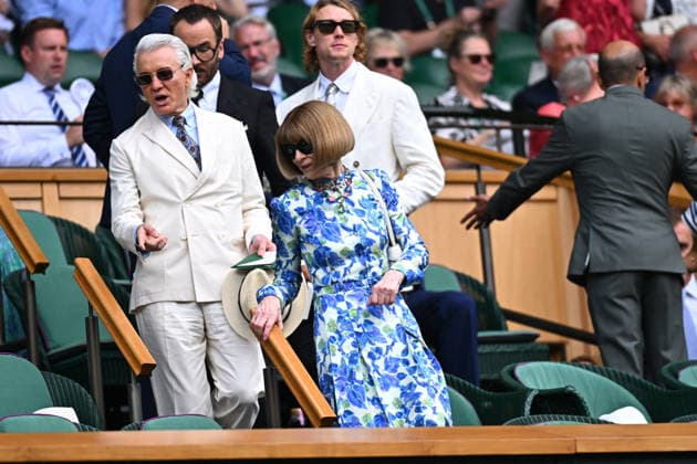 2026 Wimbledon - Semi-Final - Anna Wintour in the Stands Designer Anna Wintour durinh the semi final match at the 2026 Wimbledon Championships at the AELTC in London, Great Britain, on July 10, 2026. Photo by Corinne Dubreuil ABACAPRESS.COM LONDON United Kingdom  Copyright: xDubreuilxCorinne ABACAx