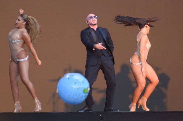 Pitbull headlines BST Hyde Park, London, UK - Fri 10 Jul 2026 American singer-songwriter Pitbull (born Armando Christian PÃ rez) headlines on the Great Oak Stage at BST Hyde Park Festival in Hyde Park in London, England, UK on Friday 10 July 2026., Credit:Justin Ng Avalon UK, England, London, Hyde Park  Copyright: xJustinxNgx xAvalonx 1115819852