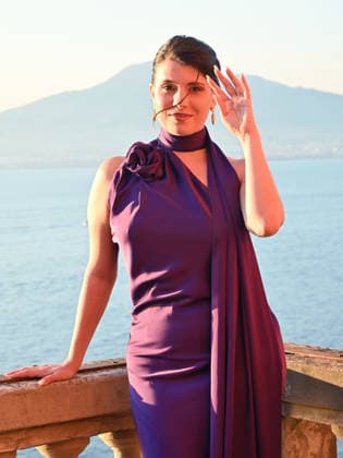 The Social Series of the Year Award in Vico Equense, Italy - 10 Jul 2026 Giovanna Sannino attends the 2026 Social World Film Festival photocall where she received an award for the Social Series of the Year Award. Vico Equense Italy Copyright: xAntoninoxD’Espositox xSOPAxImagesx DSC_5802