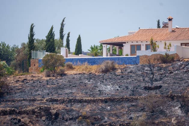 Bolanos Visits the Forward Command Post in Turre, Almería. Image of the area affected by the Los Gallardos fire. July 11, 2026, in Almería, Andalusia, Spain Visit to the Forward Command Post for the Los Gallardos fire in Almería by the Minister of the Presidency, Justice, and Relations with Parliament, Félix Bolanos July 11, 2026 Francisco J Almería, Andalusia Almería, Andalusia Spain  Copyright: xFranciscoxJ.xOlmox 7659400