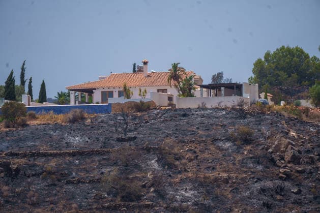 Bolanos Visits the Forward Command Post in Turre, Almería. Image of the area affected by the Los Gallardos fire. July 11, 2026, in Almería, Andalusia, Spain Visit to the Forward Command Post for the Los Gallardos fire in Almería by the Minister of the Presidency, Justice, and Relations with Parliament, Félix Bolanos July 11, 2026 Francisco J Almería, Andalusia Almería, Andalusia Spain  Copyright: xFranciscoxJ.xOlmox 7659405
