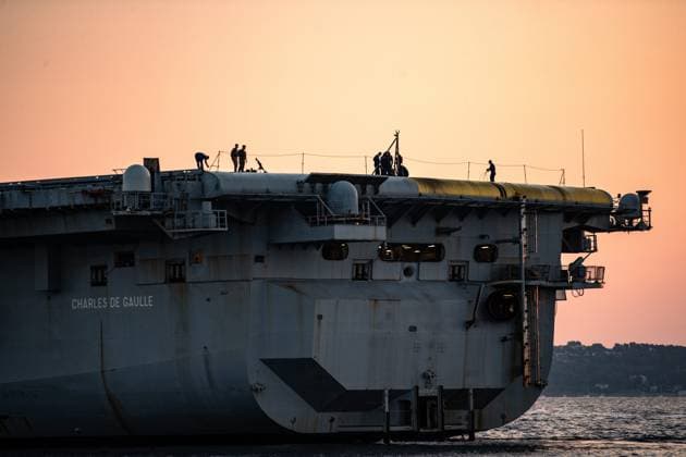 Return of the Charles de Gaulle Aircraft Carrier PHOTOPQR NICE MATIN Camille Dodet Toulon July 11, 2026 Photo PQR Camille Dodet Var Matin July 11, 2026 The Charles de Gaulle aircraft carrier returns to Toulon Harbor after 5 months and a half in the Gulf of Oman. This is the second-longest mission the nuclear-powered aircraft carrier has undertaken. Toulon, France, July 11, 2026. The aircraft carrier **Charles de Gaulle* is returning to the roadstead of Toulon after five and a half months in the Gulf of Oman. This is the second-longest mission the nuclear-powered aircraft carrier has undertaken. Toulon, France  Copyright: xPHOTOPQR NICExMATIN MAXPPPxCamillexDodetx 20260711NIM8671 20260711NIM8671