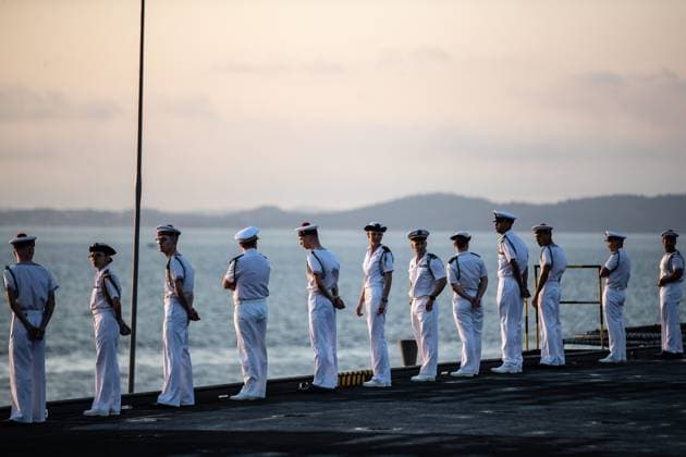 Return of the Charles de Gaulle Aircraft Carrier PHOTOPQR NICE MATIN Camille Dodet Toulon July 11, 2026 Photo PQR Camille Dodet Var Matin July 11, 2026 The Charles de Gaulle aircraft carrier returns to Toulon Harbor after 5 months and a half in the Gulf of Oman. This is the second-longest mission the nuclear-powered aircraft carrier has undertaken. Toulon, France, July 11, 2026. The aircraft carrier **Charles de Gaulle* is returning to the roadstead of Toulon after five and a half months in the Gulf of Oman. This is the second-longest mission the nuclear-powered aircraft carrier has undertaken. Toulon, France  Copyright: xPHOTOPQR NICExMATIN MAXPPPxCamillexDodetx 20260711NIM8684 20260711NIM8684