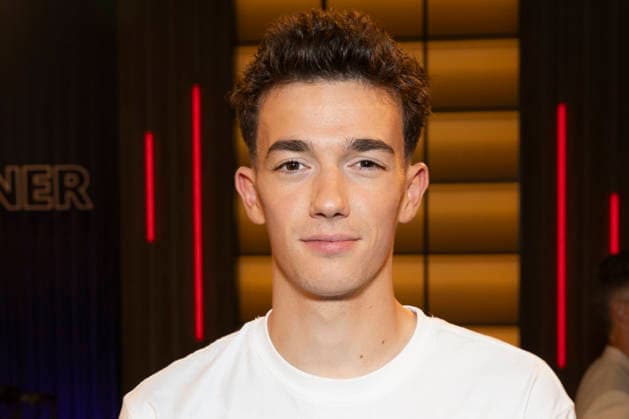 Shaolin-Kid Sacha WENK, konzentriert, Portrait, Portraet, zu Gast in der TV Sendung ,,Koelner Treff,, im WDR Fernsehen, Aufzeichnung am 10.07.2026, Ausstrahlung am 07.08.2026. *** Shaolin Kid Sacha WENK, focused, portrait, guest on the TV show Koelner Treff on WDR television, recorded on July 10, 2026, aired on August 7, 2026
