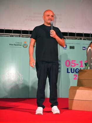 Peppe Iodice invited to the 2026 Social Film Festival in Vico Equense, Italy - 11 Jul. Peppe Iodice attends at the 2026 Social Film Festival in Vico Equense. Vico Equense Italy Copyright: xAntoninoxD’Espositox xSOPAxImagesx DSC_7799