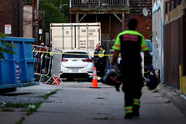 July 11, 2026, Toronto, On, Canada: Des ambulanciers interviennent o la suite de tirs survenus lors du festival Ã‚Â«Salsa on St. ClairÃ‚Â» o Toronto, le samedi 11 juillet 2026. LA PRESSE CANADIENNE Toronto Canada  - ZUMAc35_ 20260711_zaf_c35_032 Copyright: xKeitoxNewmanx