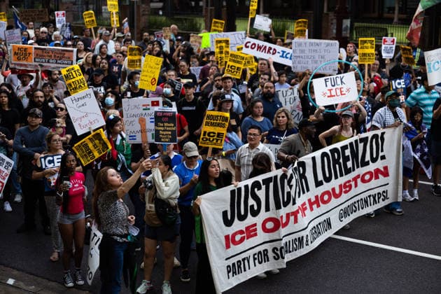 July 11, 2026, Houston, Texas, USA: Protesters march in front of the Federal Detention Center in Downtown Houston to protest against U.S. Immigration and Customs Enforcement (ICE) after Lorenzo Salgado Araujo was fatally shot by an ICE agent during an attempted immigration enforcement operation, an incident that has prompted calls from community leaders and elected officials for an independent investigation, Saturday, July 11, in Houston, Texas. Houston USA  - ZUMAg287 20260711_zsp_g287_016 Copyright: xMatthewxGuzmanx
