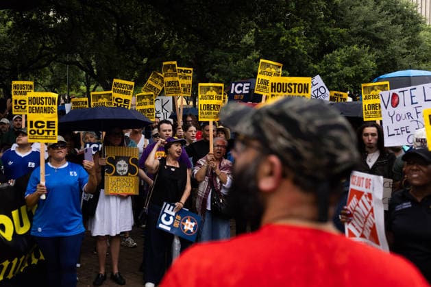 July 11, 2026, Houston, Texas, USA: Protesters gather at Houston City Hall to protest against U.S. Immigration and Customs Enforcement (ICE) after Lorenzo Salgado Araujo was fatally shot by an ICE agent during an attempted immigration enforcement operation, an incident that has prompted calls from community leaders and elected officials for an independent investigation, Saturday, July 11, in Houston, Texas. Houston USA  - ZUMAg287 20260711_zsp_g287_048 Copyright: xMatthewxGuzmanx