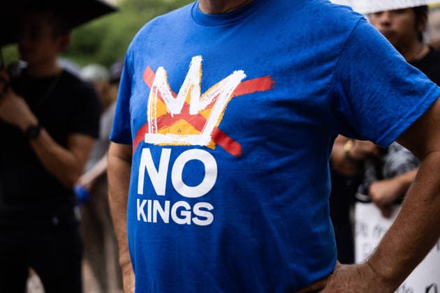 July 11, 2026, Houston, Texas, USA: A protester wears a shirt reading Ã¢â‚¬ËœNo KingsÃ¢â‚¬â ¢ at Houston City Hall to protest against U.S. Immigration and Customs Enforcement (ICE) after Lorenzo Salgado Araujo was fatally shot by an ICE agent during an attempted immigration enforcement operation, an incident that has prompted calls from community leaders and elected officials for an independent investigation, Saturday, July 11, in Houston, Texas. Houston USA  - ZUMAg287 20260711_zsp_g287_041 Copyright: xMatthewxGuzmanx