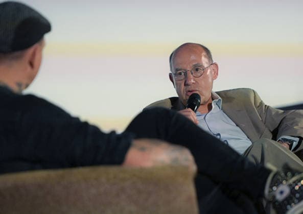 12.07.2026, xlakx, Entertainment, Gregor Gysi trifft Philipp Burger bei Gysis Begegnungen v.l. Gregor Gysi im Gespräch mit Philipp Burger, Frontmann der Band Frei.Wild, bei der Veranstaltungsreihe Gysis Begegnungen im Colosseum Berlin. Berlin *** July 12, 2026, xlakx, Entertainment, Gregor Gysi Meets Philipp Burger at Gysi s Encounters (from left): Gregor Gysi in conversation with Philipp Burger, frontman of the band Frei Wild, at the Gysi s Encounters event series at the Colosseum Berlin, Berlin Daniel Lakomski