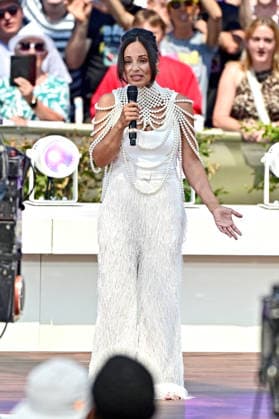 ZDF - Fernsehgarten. Sängerin Emilia Rydberg Mitiku während der ZDF - Unterhaltungsshow Fernsehgarten am 12.07.2026 in Mainz. 20260712MWI134211 *** ZDF Fernsehgarten singer Emilia Rydberg Mitiku during the ZDF entertainment show Fernsehgarten on July 12, 2026, in Mainz 20260712MWI134211