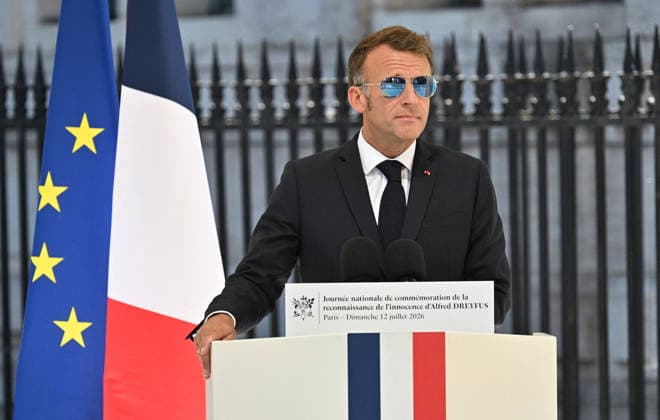 Emmanuel Macron, President of the French Republic. E. Macron, President of the French Republic, presided over the first National Day of Commemoration marking the exoneration of Alfred Dreyfus, on the Île de la Cité in Paris, in front of the Court of Cassation, on July 12, 2026. In the presence of elected officials, C. Vautrin, Minister of the Armed Forces, the mayor of Paris, E. Gregoire, and the captain’s grandson, C. Dreyfus, age 99, the head of state delivered a speech, exactly 120 years to the day after the Court of Cassation’s decision to exonerate A. Dreyfus. Christian Liewig, Bestimage. On July 12, 2026, French President Emmanuel Macron presided over the first National Day of Commemoration recognizing Alfred Dreyfus’s innocence, hel  Copyright: xChristianxLiewigx xBestimagexChristianxLiewigx xBestimagex