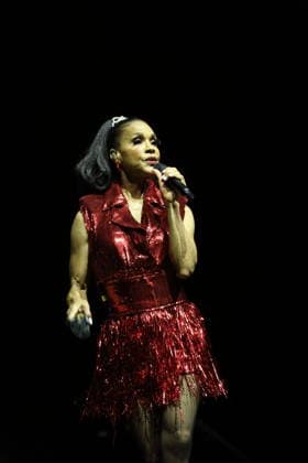 Cindy Herron von der Band En Vogue bei einem Konzert in der Uber Eats Music Hall in Berlin, 12. Juli 2026. En Vogue Konzert Berlin *** Cindy Herron of the band En Vogue at a concert at the Uber Eats Music Hall in Berlin, July 12, 2026 En Vogue Concert Berlin