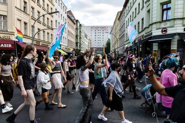 Demonstrators Rally for Transgender Rights in Berlin BERLIN, GERMANY JULY 12, 2026: Demonstrators march from the Kreuzberg district to Neukölln during a rally in support of transgender rights and against transphobia, homophobia, racism, capitalism, imperialism and Zionism. Participants carried banners, chanted slogans and listened to speeches and live performances, including a speech by the partner of a victim identified by organizers as one of the ULM5. Berlin Germany Copyright: x xAndrÃ sxTrujillox xJNAxPressx