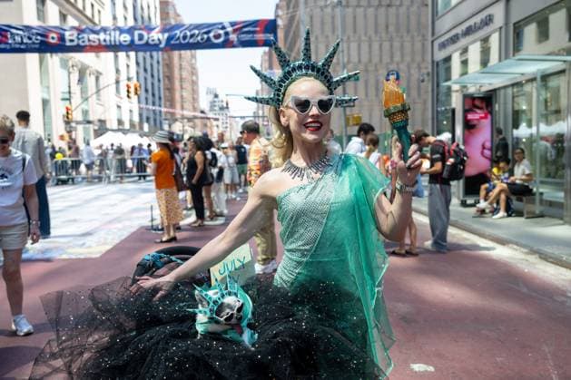 RECORD DATE NOT STATED People celebrate Bastille Day in New York (NEW) People celebrate Bastille Day in New York. July 12, 2026, New York, New York, USA: A woman dress as the Statue of Liberty attends the annual Bastille Day celebration on Madison Avenue, on July 12, 2026 in New York City. (Credit: M10s TheNews2)(Foto: M10S Thenews2 imago images) People celebrate Bastille Day in New York  Copyright: xM10sx