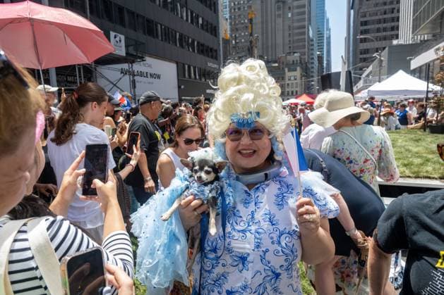 RECORD DATE NOT STATED People celebrate Bastille Day in New York (NEW) People celebrate Bastille Day in New York. July 12, 2026, New York, New York, USA: People participate in dog show during the annual Bastille Day celebration on Madison Avenue, on July 12, 2026 in New York City. (Credit: M10s TheNews2)(Foto: M10S Thenews2 imago images) People celebrate Bastille Day in New York  Copyright: xM10sx
