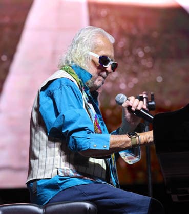 Michel Polnareff In Central Park Concert In Celebration of Bastille Day - NYC French iconic singer Michel Polnareff is singing during a rare performance at Bastille Day concert in Central Park, New York on July 12, 2026. Photo by Charles Guerin ABACAPRESS.COM New York City NY United States  Copyright: xGuerinxCharles ABACAx