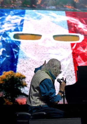 Michel Polnareff In Central Park Concert In Celebration of Bastille Day - NYC French iconic singer Michel Polnareff is singing during a rare performance at Bastille Day concert in Central Park, New York on July 12, 2026. Photo by Charles Guerin ABACAPRESS.COM New York City NY United States  Copyright: xGuerinxCharles ABACAx