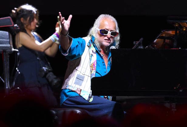 Michel Polnareff In Central Park Concert In Celebration of Bastille Day - NYC French iconic singer Michel Polnareff is singing during a rare performance at Bastille Day concert in Central Park, New York on July 12, 2026. Photo by Charles Guerin ABACAPRESS.COM New York City NY United States  Copyright: xGuerinxCharles ABACAx