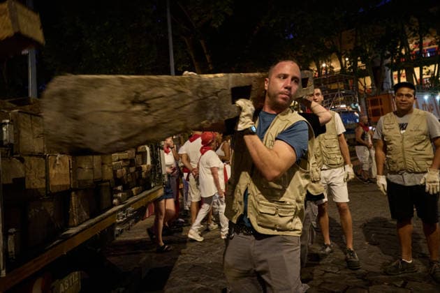 Seventh bull run of the 2026 San Fermín Festival, featuring Miura bulls; carpenters erecting the barrier before the seventh bull run of the 2026 San Fermín Festival, on July 13, 2026, in Pamplona, Navarre, Spain. On this occasion, the seventh running of the San Fermín festival featured bulls from the Miura ranch in Spain.  Copyright: xEduardoxSanzx 7661310