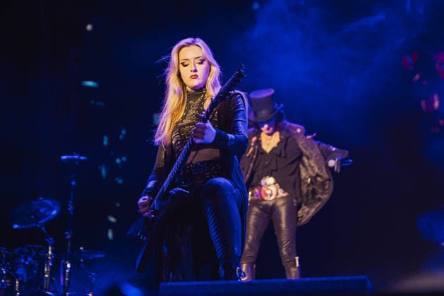 Music Concert - Alice Cooper Anna Cara performing on guitar during Alice Cooper, Music Concert in Vicenza, Italy, July 13 2026 Vicenza Vicenza Italy Copyright: xTommasoxTadiellox xLiveMediax LPM_2564589