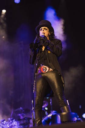 Music Concert - Alice Cooper Alice Cooper singing on stage during Alice Cooper, Music Concert in Vicenza, Italy, July 13 2026 Vicenza Vicenza Italy Copyright: xTommasoxTadiellox xLiveMediax LPM_2564596