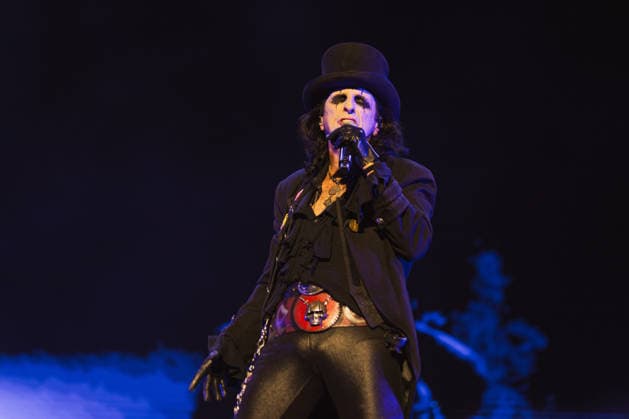 Music Concert - Alice Cooper Alice Cooper singing on stage during Alice Cooper, Music Concert in Vicenza, Italy, July 13 2026 Vicenza Vicenza Italy Copyright: xTommasoxTadiellox xLiveMediax LPM_2564600