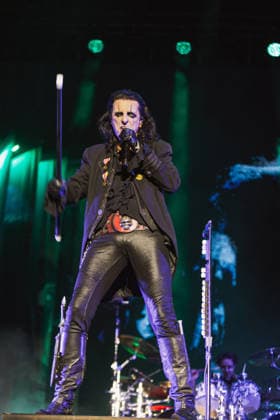 Music Concert - Alice Cooper Alice Cooper singing on stage during Alice Cooper, Music Concert in Vicenza, Italy, July 13 2026 Vicenza Vicenza Italy Copyright: xTommasoxTadiellox xLiveMediax LPM_2564608