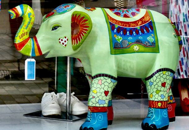Trunks Across The Thames Painted elephants in various shop windows. Trunks across the Thames is Thames Hospice™s very first art trail which will see businesses, schools, community groups and artists unite to create a free, fun, family-friendly trail of discovery for the local community to explore and enjoy. The majestic herd will be marching between 13th July to 13th September 2026! The herd of individually designed magnificent elephant sculptures will bring vibrancy, colour and creative artistry, transforming the streets, parks and open spaces of Slough, Eton and Windsor into a glorious open-air gallery., Credit:Geoffrey Swaine Geoff Swaine - B4563 Avalon UK, Berkshire, Windsor  Copyright: xGeoffreyxSwainex xGeoffxSwainex-xB4563x xAvalonx 1116315867