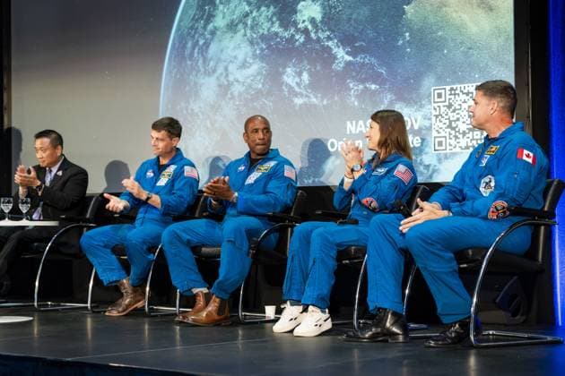 NOORDWIJK - Howard Hu (NASA Orion Project Manager) and astronauts Reid Wiseman, Victor Glover, Christina Koch, and Jeremy Hansen during a press conference at ESTEC, the Dutch facility of the European Space Agency (ESA). The four astronauts flew around the moon in April during the Artemis II flight. LINA SELG ANP netherlands out - belgium out  Copyright: xx x563461718x originalFilename: 563461718.jpg