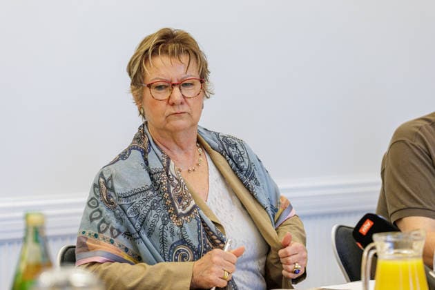 13.07.2026. Düsseldorf. Sylvia Löhrmann, NRW-Beauftragte des Landes Nordrhein-Westfalen für die Bekämpfung des Antisemitismus, für jüdisches Leben und Erinnerungskultur stellt den jährlichen Bericht über ihre Arbeit sowie die aktuelle Situation in Bezug auf Antisemitismus in Nordrhein-Westfalen vor. Düsseldorf Staatskanzlei, Horionplatz 1 Nordrhein-Westfalen Deutschland *** July 13, 2026, Düsseldorf Sylvia Löhrmann, NRW Commissioner for the State of North Rhine-Westphalia for Combating Antisemitism, Jewish Life, and Remembrance Culture presents the annual report on her work as well as the current situation regarding antisemitism in North Rhine-Westphalia Düsseldorf State Chancellery, Horionplatz 1 North Rhine-Westphalia Germany