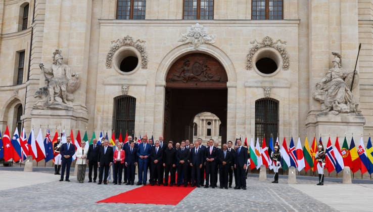 Coalition of the Willing Leaders Summit on Ukraine PARIS, FRANCE - JULY 13: (----EDITORIAL USE ONLY MANDATORY CREDIT - TURKISH FOREIGN MINISTRY HANDOUT - NO MARKETING NO ADVERTISING CAMPAIGNS - DISTRIBUTED AS A SERVICE TO CLIENTS----) Turkish Foreign Minister Hakan Fidan and other attendees pose for a family photo ahead of the Coalition of the Willing Leaders Summit on Ukraine as he attends on behalf of Turkish President Recep Tayyip Erdogan in Paris, France, on July 13, 2026. Turkish Foreign Ministry Handout Anadolu Paris France. Editorial use only. Please get in touch for any other usage.  Copyright: x2026xAnadoluxTurkishxForeignxMinistryx xHandoutx