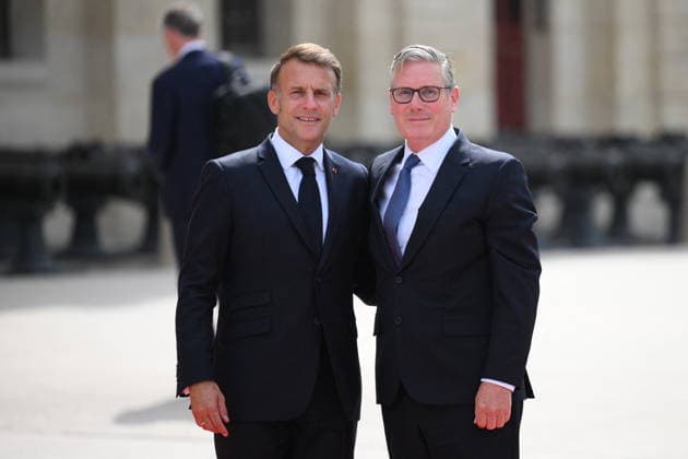 President Macron Welcomes European Leaders At The Coalition Of The Willing Summit - Paris French President Emmanuel Macron welcomes British Prime Minister, Sir Keir Starmer ahead the Coalition Of The Willing Summit in Paris, France on July 13, 2026. Photo by Eliot Blondet ABACAPRESS.COM Paris France  Copyright: xBlondetxEliot ABACAx