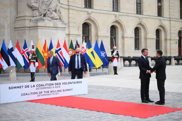 President Macron Welcomes European Leaders At The Coalition Of The Willing Summit - Paris French President Emmanuel Macron welcomes Ukrainian President, Volodymyr Zelenskyy ahead the Coalition Of The Willing Summit in Paris, France on July 13, 2026. Photo by Eliot Blondet ABACAPRESS.COM Paris France  Copyright: xBlondetxEliot ABACAx