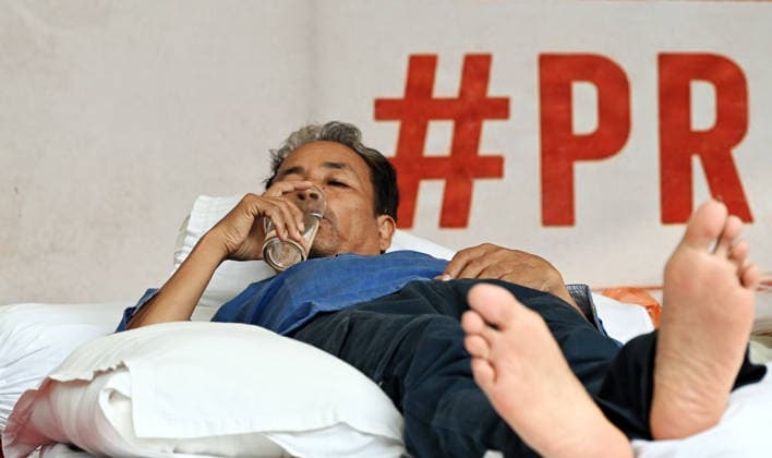 Environmentalist Sonam Wangchuk Continues Hunger Strike in Support of CJP Campaign at Jantar Mantar New Delhi, Jul 13 (ANI): Environmentalist Sonam Wangchuk on the 16th day of his hunger strike in support of the Cockroach Janata Party (CJP) campaign, seeking the resignation of Union Education Minister Dharmendra Pradhan over alleged examination irregularities and NEET paper leak, at Jantar Mantar, in New Delhi on Monday. New Delhi Delhi India Copyright: xANIx ANI_20260713404