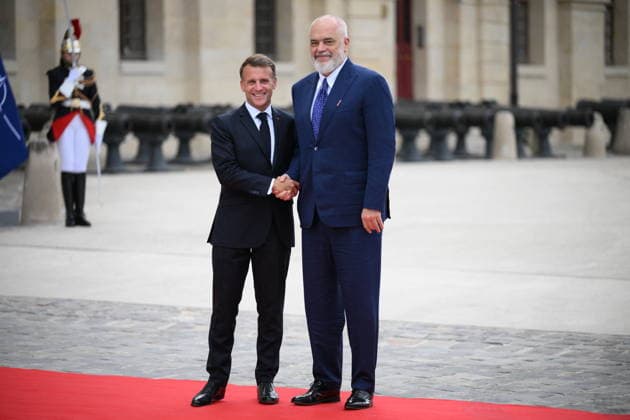 Emmanuel Macron, President of the French Republic, welcomes European leaders to the Coalition of the Willing Summit at the Hôtel des Invalides on July 13, 2026. Eliot Blondet Pool Abaca. French President Emmanuel Macron welcomes Albanian Prime Minister Edi Rama ahead of the Coalition of the Willing Summit in Paris, France on July 13, 2026. Photo by Eliot Blondet, ABACAPRESS.COM, Paris, France  Copyright: xEliotxBlondetx xPoolx xBestimagexEliotxBlondetx xPoolx xBestimagex